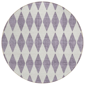 HomeRoots 5' Purple and Lilac Geometric Area Rug - Durable, Washable Indoor/Outdoor Decor for High Traffic Areas 8' Round 577099