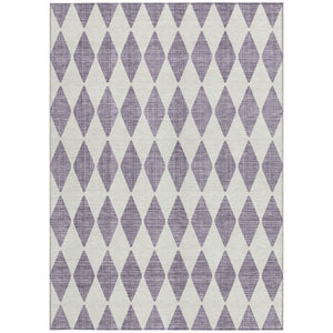 Homeroots 3' Beige Geometric Washable Indoor Outdoor Area Rug For Versatile Style In Any High Traffic Space 8' X 10' Polyester 577100