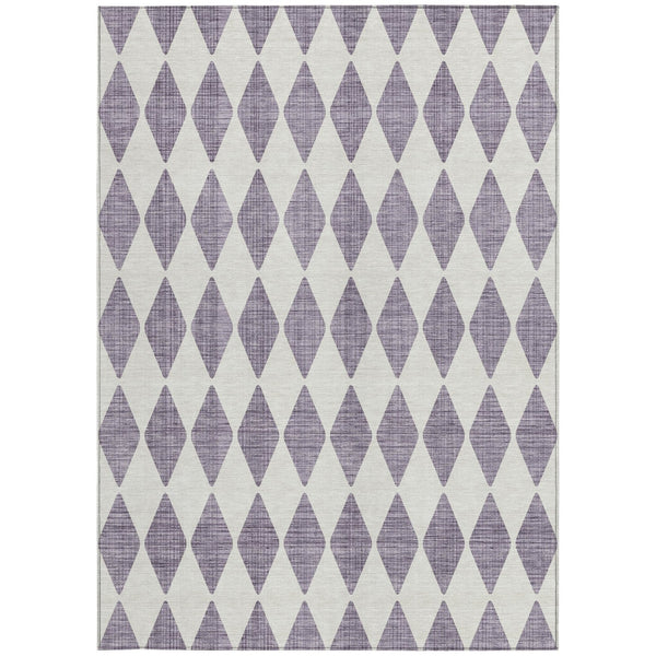 Homeroots 3' Beige Geometric Washable Indoor Outdoor Area Rug For Versatile Style In Any High Traffic Space 8' X 10' Polyester 577100