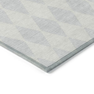 Homeroots 3' Beige Geometric Washable Indoor Outdoor Area Rug For Versatile Style In Any High Traffic Space 8' X 10' Polyester 577112