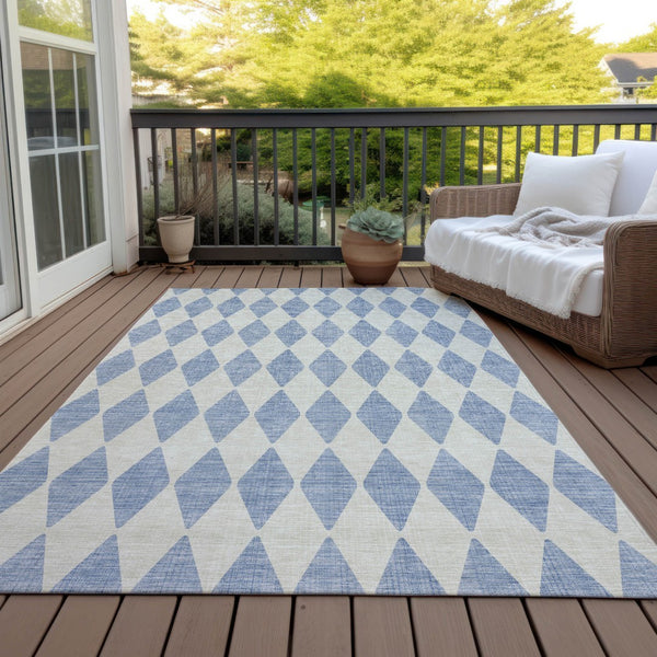 Homeroots 3' Beige Geometric Washable Indoor Outdoor Area Rug For Versatile Style In Any High Traffic Space 10' X 14' Polyester 577120