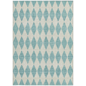 Homeroots 3' Beige Geometric Washable Indoor Outdoor Area Rug For Versatile Style In Any High Traffic Space 9' X 12' Polyester 577131