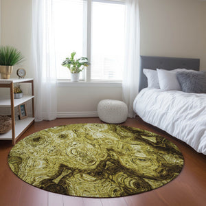 Homeroots 3' Beige Taupe And Brown Abstract Washable Area Rug For Indoor And Outdoor Use - Durable Design 8' Round Polyester 577141