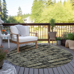 Homeroots 3' Stylish Beige And Tan Moroccan Washable Area Rug For Indoor Or Outdoor Spaces, Durable Design 8' Round Polyester 577183