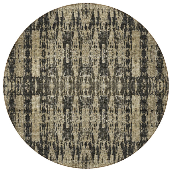 Homeroots 3' Stylish Beige And Tan Moroccan Washable Area Rug For Indoor Or Outdoor Spaces, Durable Design 8' Round Polyester 577183