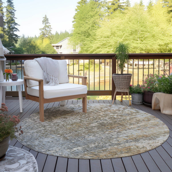 Homeroots 3' Beige Gray Taupe Abstract Washable Area Rug - Stylish Indoor Outdoor Decor For Any Space 8' Round Polyester 577225