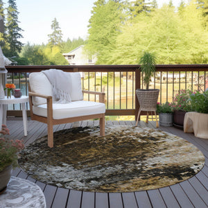 Homeroots 3' Beige Gray Taupe Abstract Washable Area Rug - Stylish Indoor Outdoor Decor For Any Space 8' Round Polyester 577237