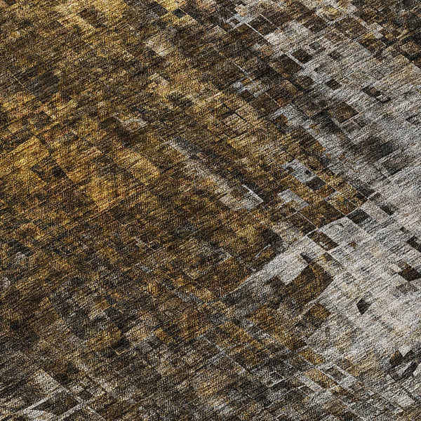 Homeroots 3' Beige Gray Taupe Abstract Washable Area Rug - Stylish Indoor Outdoor Decor For Any Space 8' Round Polyester 577237