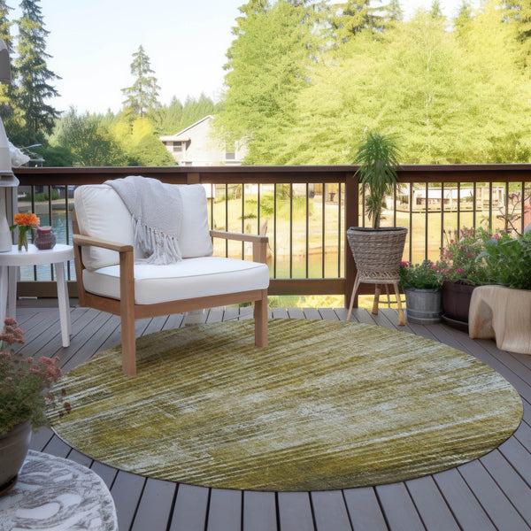 Homeroots 3' Stylish Brown Ivory Taupe Striped Washable Area Rug - Perfect For Indoor & Outdoor Spaces! 8' Round Polyester 577255