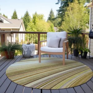 Homeroots 3' Stylish Abstract Artichoke Green Washable Indoor Outdoor Area Rug For Elegant Spaces 8' Round Polyester 577327