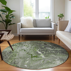 Homeroots 3' Stylish Artichoke Green & Ivory Abstract Washable Area Rug For Indoor & Outdoor Spaces 8' Round Polyester 577405