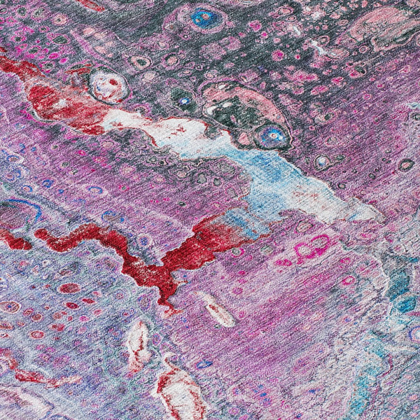 Homeroots 3' Stylish Artichoke Green & Ivory Abstract Washable Area Rug For Indoor & Outdoor Spaces 5' X 8' Polyester 577410