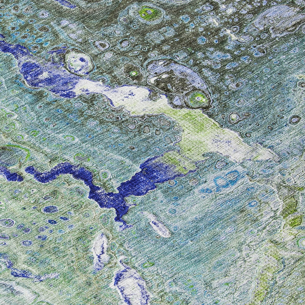 Homeroots 3' Stylish Artichoke Green & Ivory Abstract Washable Area Rug For Indoor & Outdoor Spaces 8' Round Polyester 577417