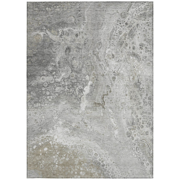 Homeroots 3' Stylish Artichoke Green & Ivory Abstract Washable Area Rug For Indoor & Outdoor Spaces 3' X 5' Polyester 577421