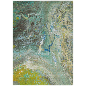 Homeroots 3' Stylish Artichoke Green & Ivory Abstract Washable Area Rug For Indoor & Outdoor Spaces 5' X 8' Polyester 577434