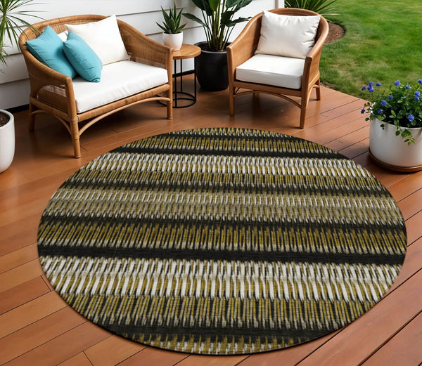 Homeroots 3' Denim Blue And Ivory Striped Washable Area Rug For Indoor Or Outdoor Use - Durable And Stylish 8' Round Polyester 577453