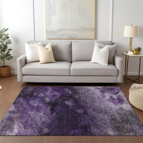 Homeroots 3' Add A Touch Of Elegance With A Navy Blue Abstract Washable Area Rug For Indoor Or Outdoor Use 8' X 10' Polyester 577514