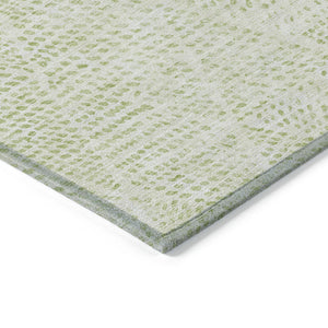 Homeroots 3' Artichoke Green Geometric Washable Area Rug - Durable Indoor Outdoor Design For Versatile Spaces 10' X 14' Polyester 577540