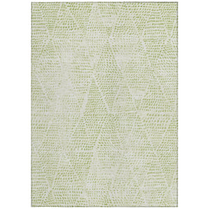 Homeroots 3' Artichoke Green Geometric Washable Area Rug - Durable Indoor Outdoor Design For Versatile Spaces 10' X 14' Polyester 577540