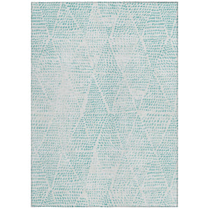 Homeroots 3' Artichoke Green Geometric Washable Area Rug - Durable Indoor Outdoor Design For Versatile Spaces 5' X 8' Polyester 577542