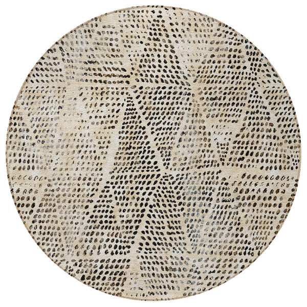 Homeroots 3' Artichoke Green Geometric Washable Area Rug - Durable Indoor Outdoor Design For Versatile Spaces 8' Round Polyester 577549