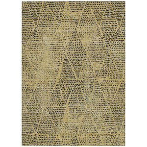 Homeroots 3' Artichoke Green Geometric Washable Area Rug - Durable Indoor Outdoor Design For Versatile Spaces 8' X 10' Polyester 577556
