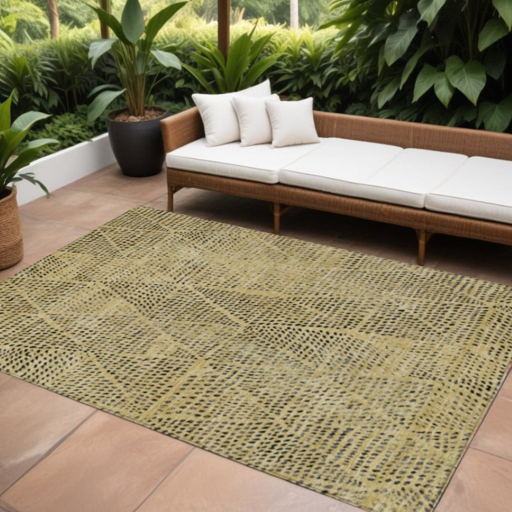 HomeRoots 9' Modern Geometric Area Rug in Gold, Black, and Charcoal – Durable, Washable for Indoor & Outdoor Use 9' X 12' 577557