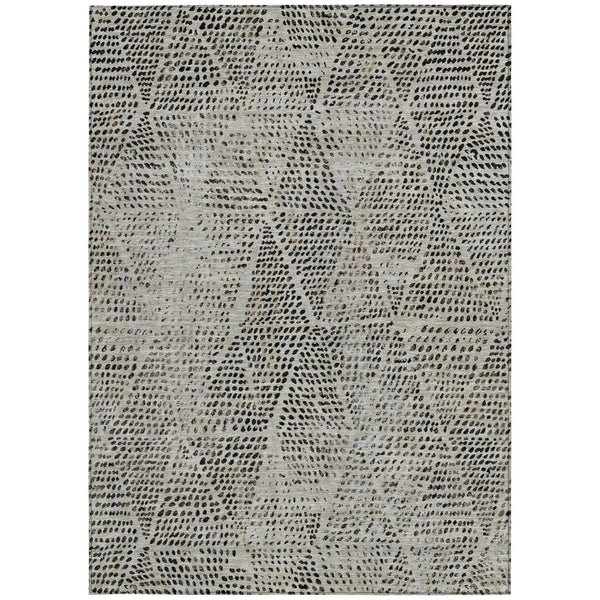 Homeroots 3' Artichoke Green Geometric Washable Area Rug - Durable Indoor Outdoor Design For Versatile Spaces 3' X 5' Polyester 577559