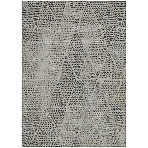 Homeroots 3' Artichoke Green Geometric Washable Area Rug - Durable Indoor Outdoor Design For Versatile Spaces 9' X 12' Polyester 577563