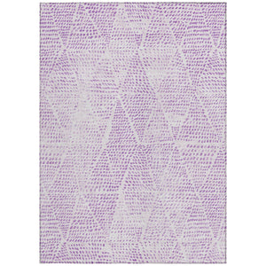 Homeroots 3' Artichoke Green Geometric Washable Area Rug - Durable Indoor Outdoor Design For Versatile Spaces 9' X 12' Polyester 577587