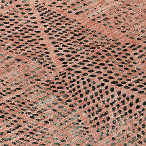 Homeroots 3' Artichoke Green Geometric Washable Area Rug - Durable Indoor Outdoor Design For Versatile Spaces 8' Round Polyester 577591