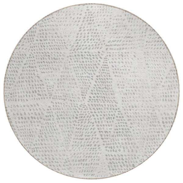 HomeRoots 5' Silver and Ivory Geometric Area Rug - Stylish, Washable, Indoor/Outdoor, Durable for High-Traffic Areas 8' Round 577597
