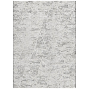 Homeroots 3' Artichoke Green Geometric Washable Area Rug - Durable Indoor Outdoor Design For Versatile Spaces 9' X 12' Polyester 577599