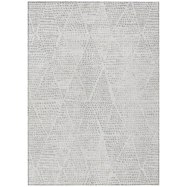 HomeRoots 5' Silver and Ivory Geometric Area Rug - Stylish, Washable, Indoor/Outdoor, Durable for High-Traffic Areas 10' X 14' 577600