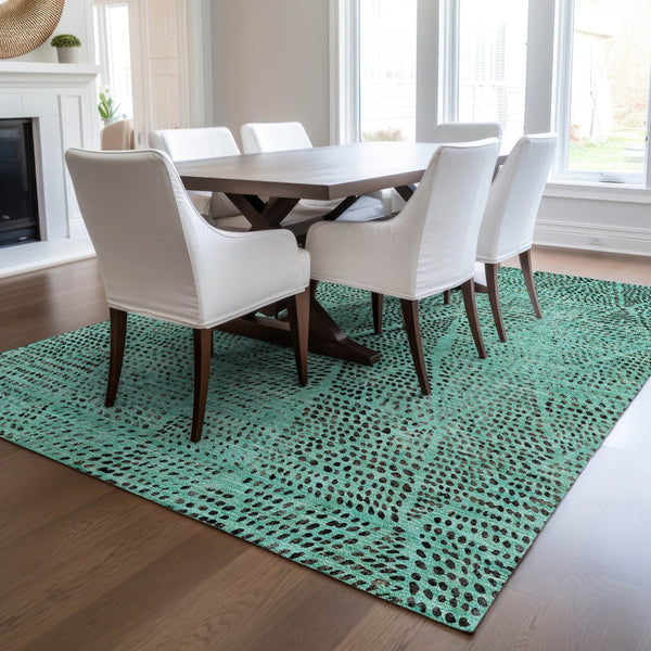 Homeroots 3' Artichoke Green Geometric Washable Area Rug - Durable Indoor Outdoor Design For Versatile Spaces 3' X 5' Polyester 577601