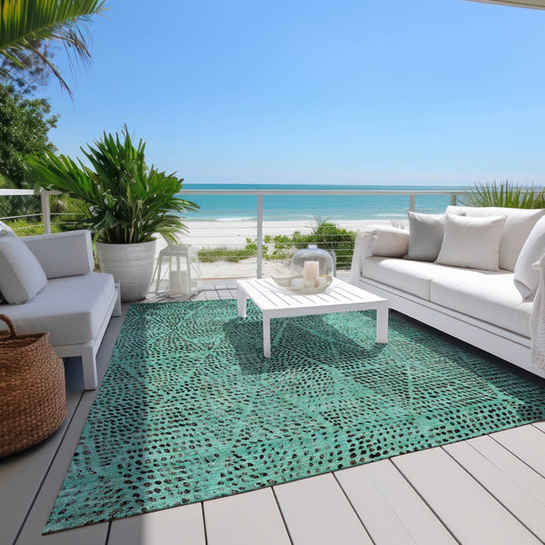 Homeroots 3' Artichoke Green Geometric Washable Area Rug - Durable Indoor Outdoor Design For Versatile Spaces 5' X 8' Polyester 577602