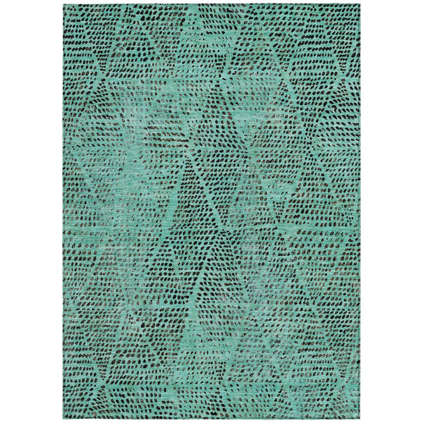 Homeroots 3' Artichoke Green Geometric Washable Area Rug - Durable Indoor Outdoor Design For Versatile Spaces 9' X 12' Polyester 577605