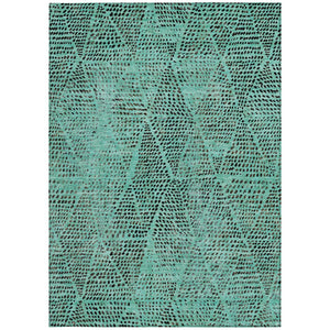 Homeroots 3' Artichoke Green Geometric Washable Area Rug - Durable Indoor Outdoor Design For Versatile Spaces 10' X 14' Polyester 577606