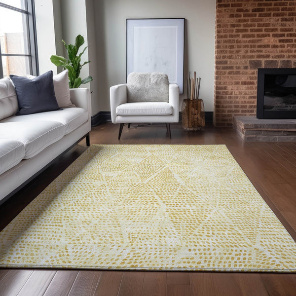 Homeroots 3' Artichoke Green Geometric Washable Area Rug - Durable Indoor Outdoor Design For Versatile Spaces 3' X 5' Polyester 577607