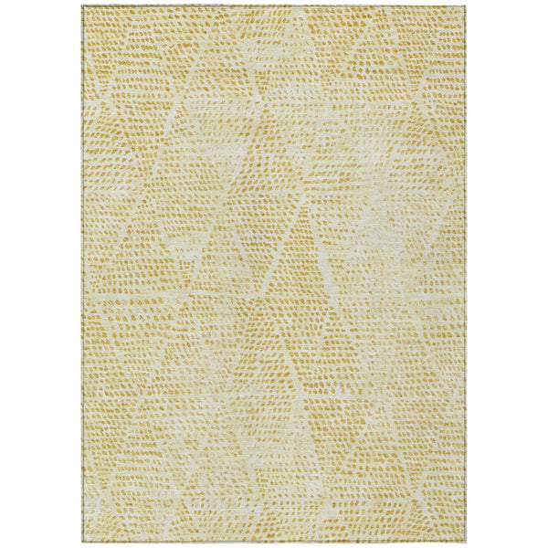 HomeRoots 5' Geometric Wheat Gold & Ivory Area Rug - Stylish, Washable Design for Indoor & Outdoor Spaces 5' X 8' 577608