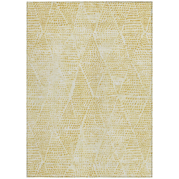 Homeroots 3' Artichoke Green Geometric Washable Area Rug - Durable Indoor Outdoor Design For Versatile Spaces 8' X 10' Polyester 577610