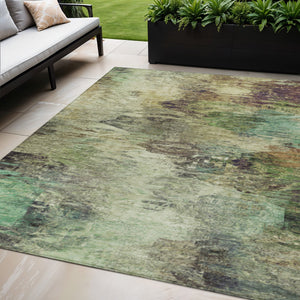 Homeroots 3'' Abstract Washable Indoor Outdoor Area Rug In Beige And Artichoke Green For Versatile Spaces 5' X 8' Polyester 577614