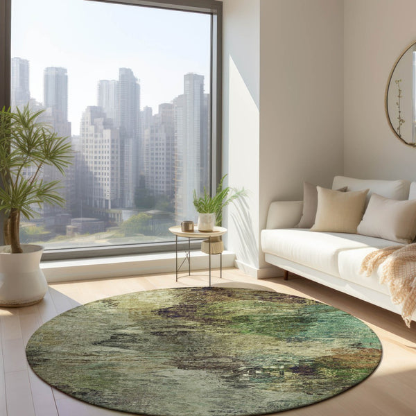 Homeroots 3'' Abstract Washable Indoor Outdoor Area Rug In Beige And Artichoke Green For Versatile Spaces 8' Round Polyester 577615