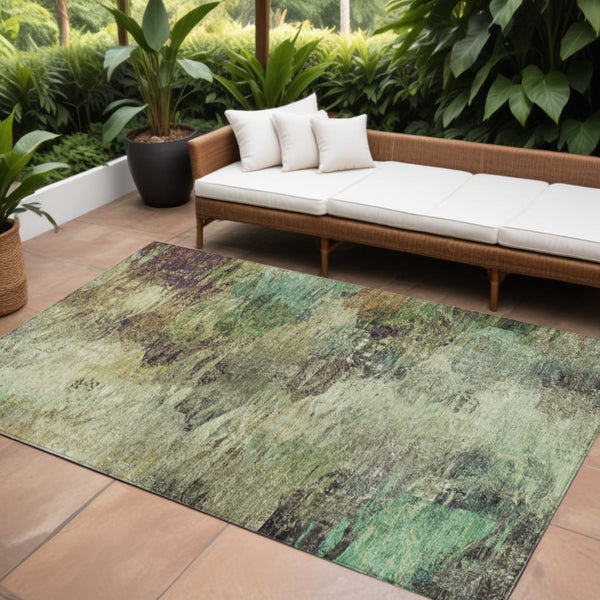 Homeroots 3'' Abstract Washable Indoor Outdoor Area Rug In Beige And Artichoke Green For Versatile Spaces 9' X 12' Polyester 577617