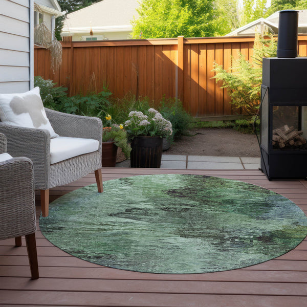 Homeroots 3'' Abstract Washable Indoor Outdoor Area Rug In Beige And Artichoke Green For Versatile Spaces 8' Round Polyester 577621