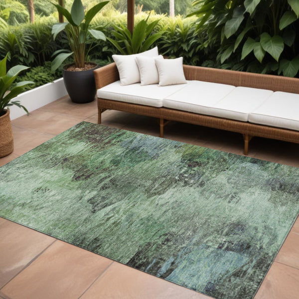 Homeroots 3'' Abstract Washable Indoor Outdoor Area Rug In Beige And Artichoke Green For Versatile Spaces 10' X 14' Polyester 577624