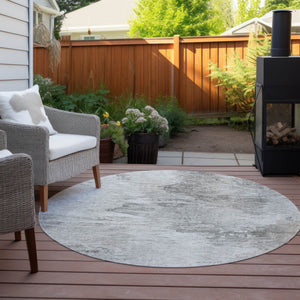 Homeroots 3'' Abstract Washable Indoor Outdoor Area Rug In Beige And Artichoke Green For Versatile Spaces 8' Round Polyester 577627