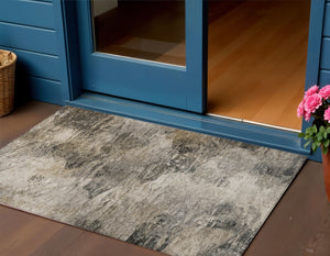 Homeroots 3'' Abstract Washable Indoor Outdoor Area Rug In Beige And Artichoke Green For Versatile Spaces 3' X 5' Polyester 577631