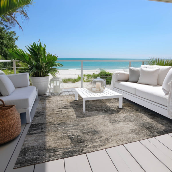 Homeroots 3'' Abstract Washable Indoor Outdoor Area Rug In Beige And Artichoke Green For Versatile Spaces 3' X 5' Polyester 577631