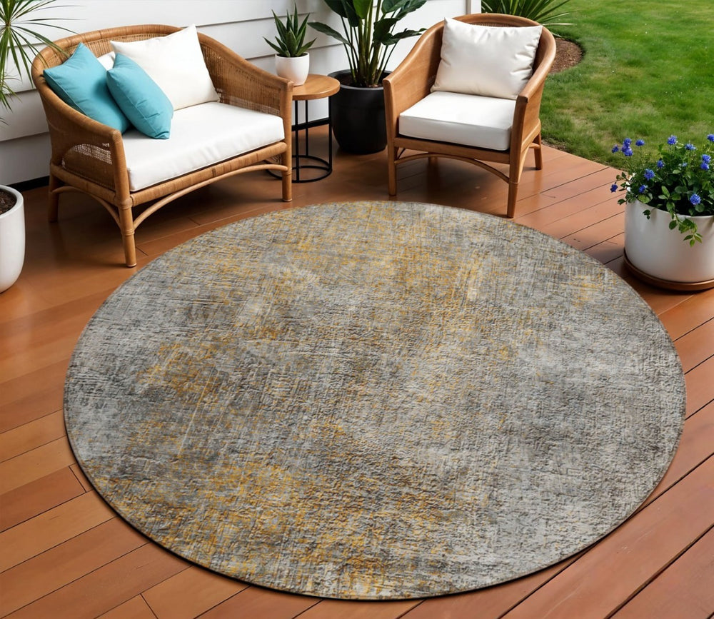 HomeRoots 5' Modern Abstract Washable Area Rug in Gray, Silver, and Charcoal - Perfect for Indoor & Outdoor Use 8' Round 577651